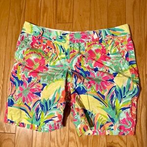 Lilly Pulitzer sz 16 Vibrant Floral Women's Shorts